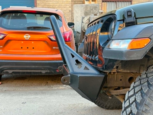 Pare-chocs avant court ''Stubby'' avec Stigner JK-JKU / JL-JLU / JT