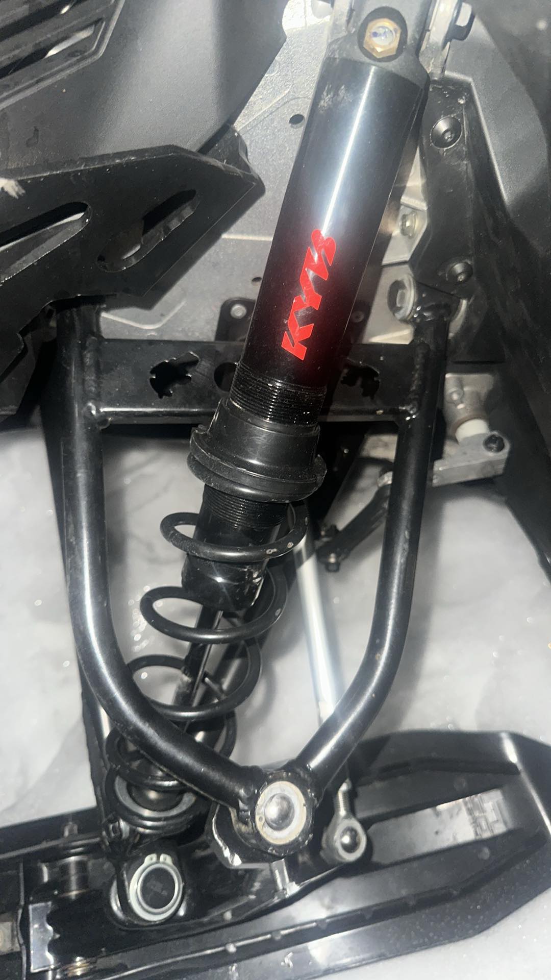 Table suspension du bas HD BRP Summit GEN4 et 5