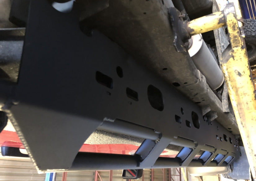 Protection de bas de caisse de type ''rockcrusher'' pour Gladiator