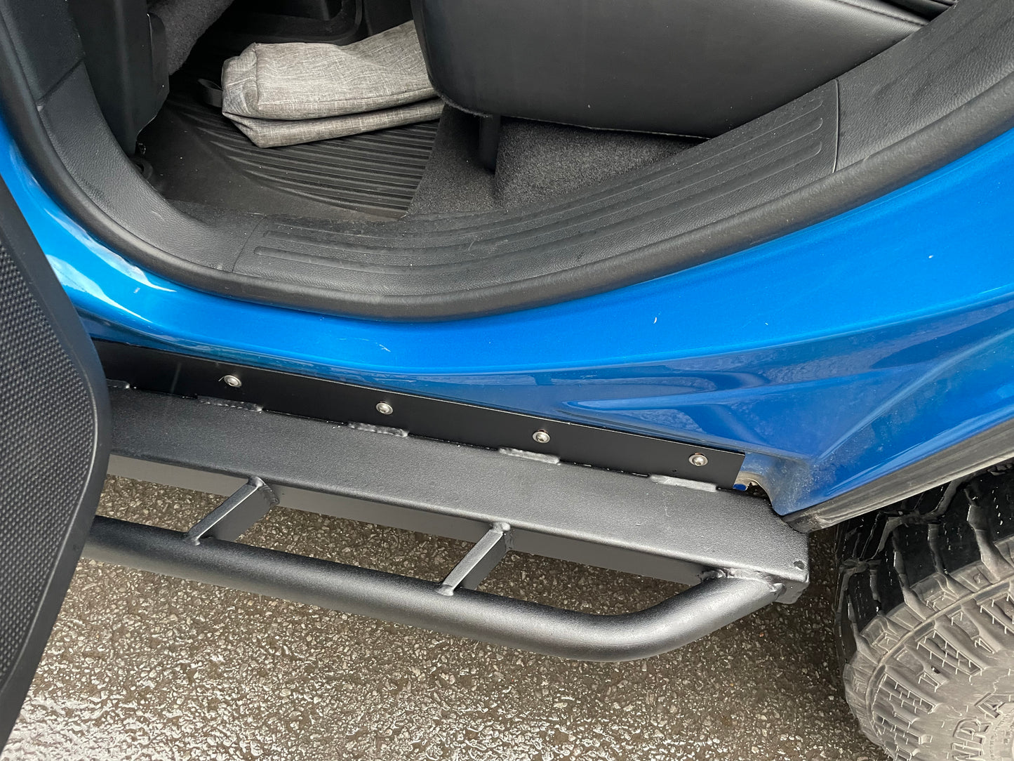 CHEROKEE TRAILHAWK ROCKCRUSHER SLIDER